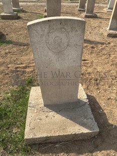 BAGHDAD (NORTH GATE) WAR CEMETERY - PLATTS, W E